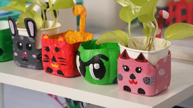 Kerajinan dari botol bekas