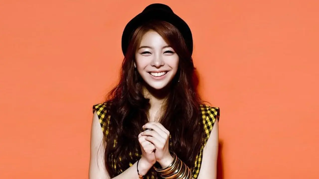 alie-131216c.jpg