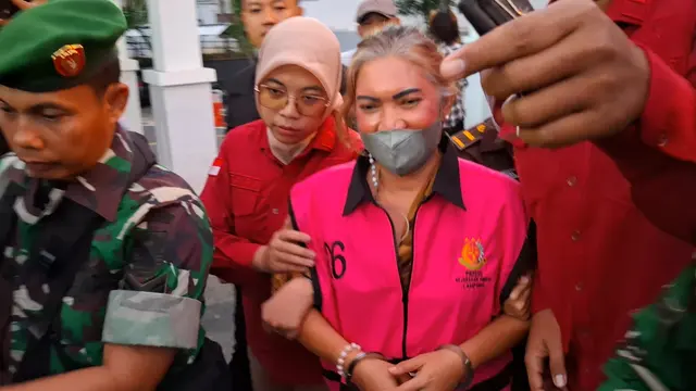 PPAT bernama Theresa ditetapkan tersangka oleh Kejati Lampung dalam kasus mafia tanah Kemenag. Foto : (Liputan6.com/Ardi).