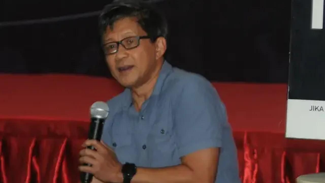 Penelusuran dengan metode scientific crime investigation dilakukan polisi guna mencari pemilik akun tersebut.