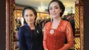 Momen spesial dalam acara ini adalah saat Celine menerima gelar kebangsawanan dari Keraton Solo. Kini ia resmi menyandang gelar Kanjeng Raden Mas Ayu, sebuah penghargaan atas hubungan baiknya dengan Keraton. [Foto: instagram/ Celine Evangelista]