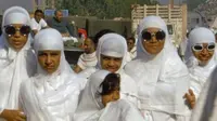 Panas yang Terik, Jemaah Calon Haji Diminta Kenakan Kacamata Hitam