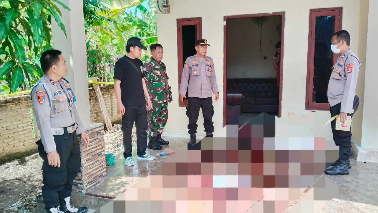 Polisi olah TKP kasus pembunuhan di Lampung Selatan
