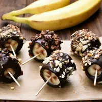 ilustrasi pisang cokelat/Tatiana Volgutova/Shutterstock
