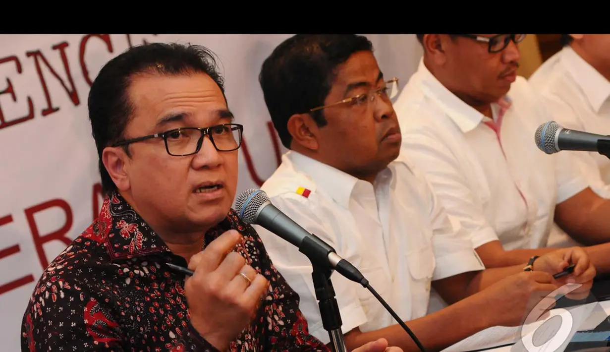 Melalui Tantowi Yahya sebagai Jubir Koalisi Merah Putih menyampaikan tanggapan Prabowo-Hatta mengenai hasil keputusan MK, Jakarta, Kamis (21/8/2014) (Liputan6.com/Andrian M Tunay)