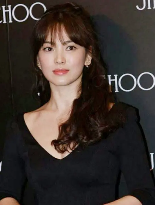 Seperti yangdiketahui bahwa Song Joong Ki  dan Song Hye Kyo baru saja bertandang ke Los Angeles. Selain itu, kepergian mereka pun terungkap, yakni melakukan sesi foto prewedding I sana. (Instagram/songjoonglionly)