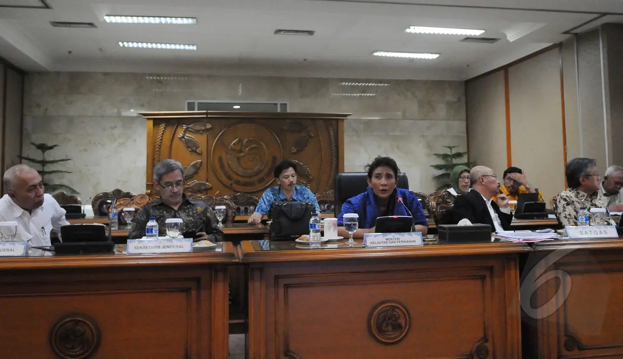Suasana konferensi pers Kementerian Kelautan dan Perikanan terkait kasus perbudakan ABK asing PT Pusaka Benjina Resources, Benjina, Maluku di Kantor Kementerian KKP, Jakarta, Rabu (8/4/2015). (Liputan6.com/Herman Zakharia)