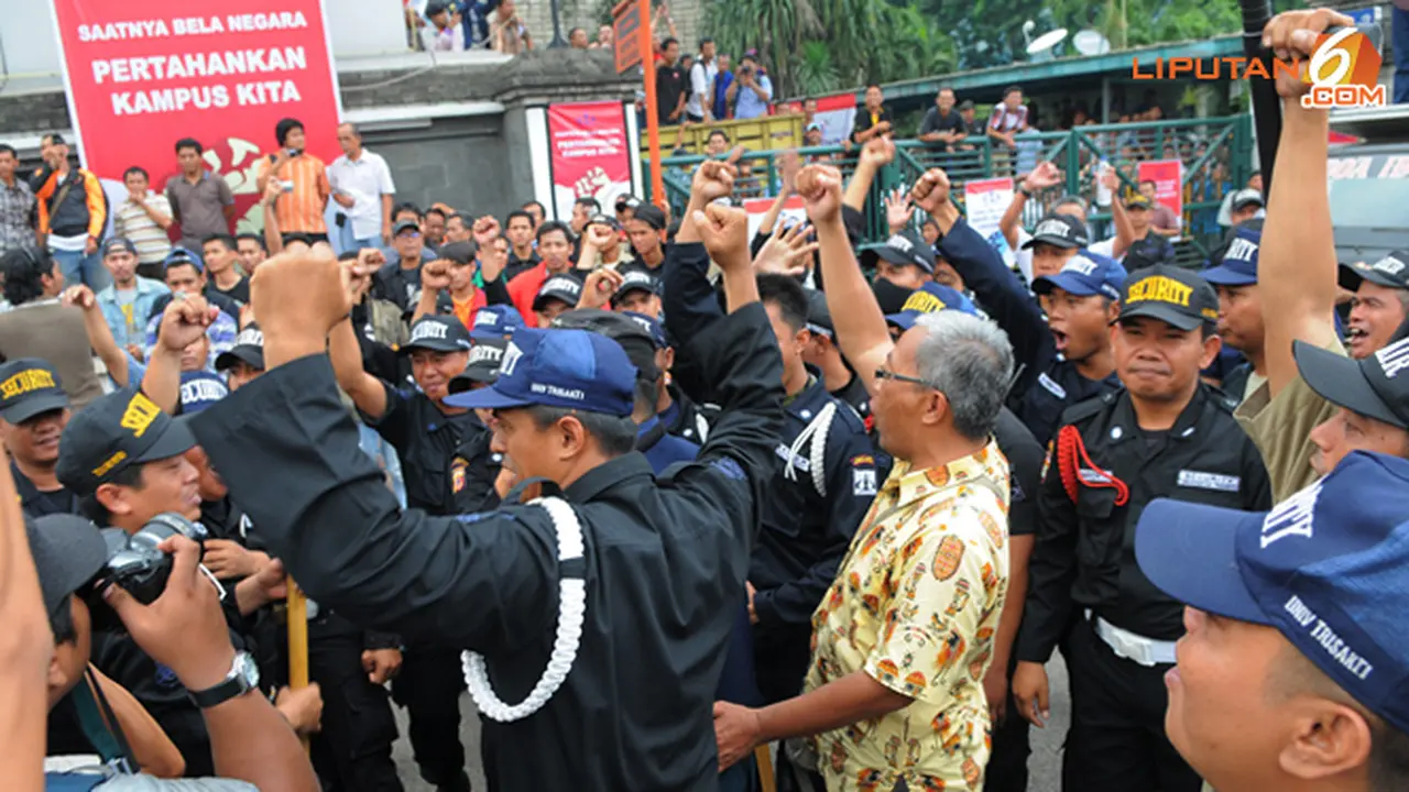 foto-demo-trisakti-4-131107a.jpg