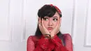 Jihan Audy kerap memakai dress yang membuat dirinya terlihat lebih dewasa.  Namun, ia masih terlihat imut dengan posenya yang menopang dagu. (Liputan6.com/IG/@jihanaudy123_real)