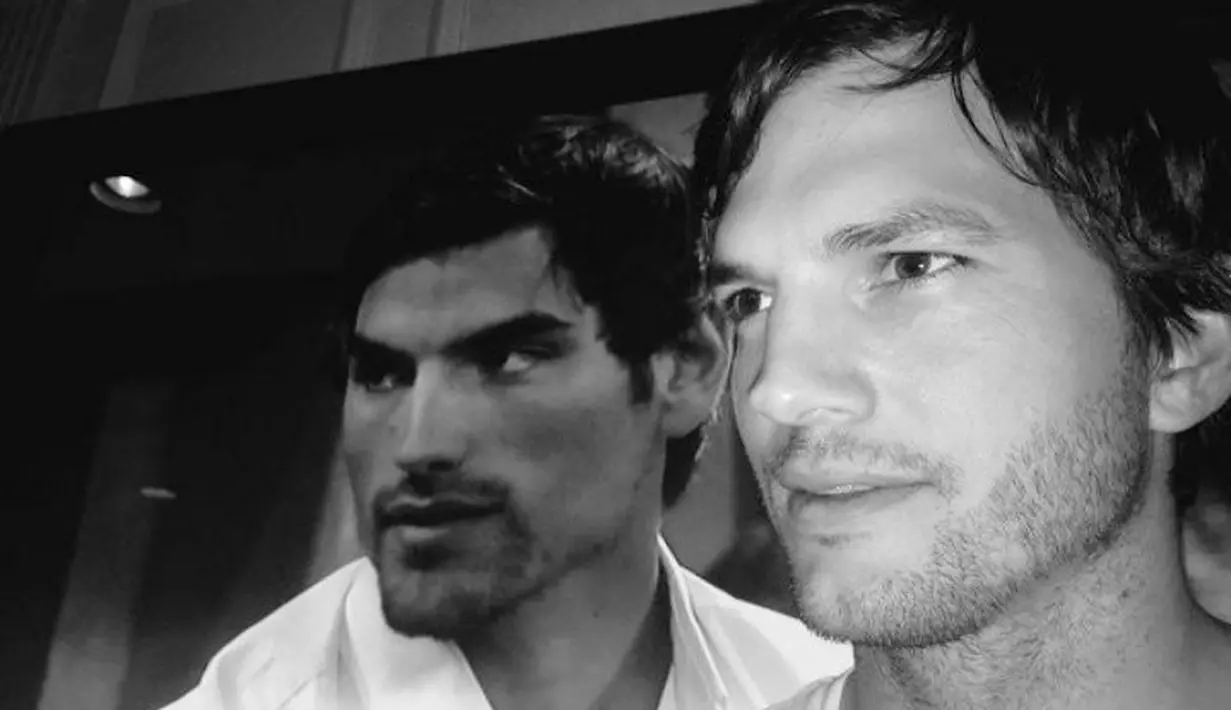 Ashton Kutcher mengatakan bahwa suaminya, Ashton Kutcher, mirip dengan Jared Haibon. Bagaimana menurutmu? (twitter/aplusk/AceShowbiz)