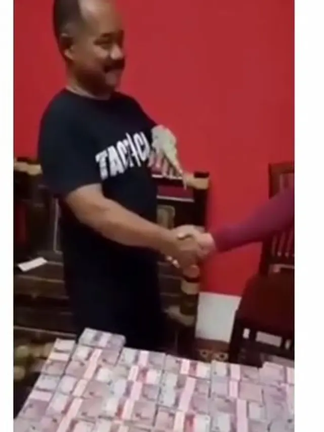 Viral Transaksi Jual Beli Tokek Seharga Rp 10 Milyar Secara Tunai