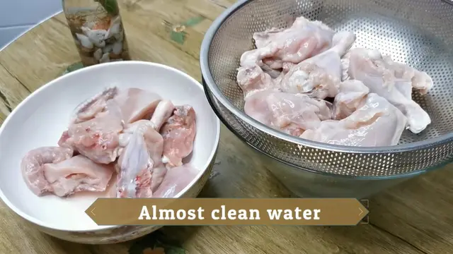 Cara Mudah Hilangkan Darah pada Daging Ayam, Cukup dengan 2 Bahan Dapur