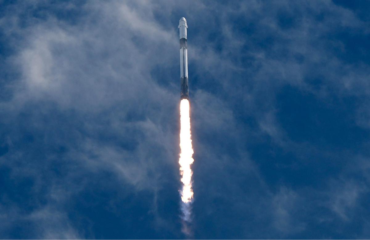 FOTO: Empat Astronaut Diterbangkan NASA dan SpaceX untuk Misi 6 Bulan di Stasiun Luar Angkasa