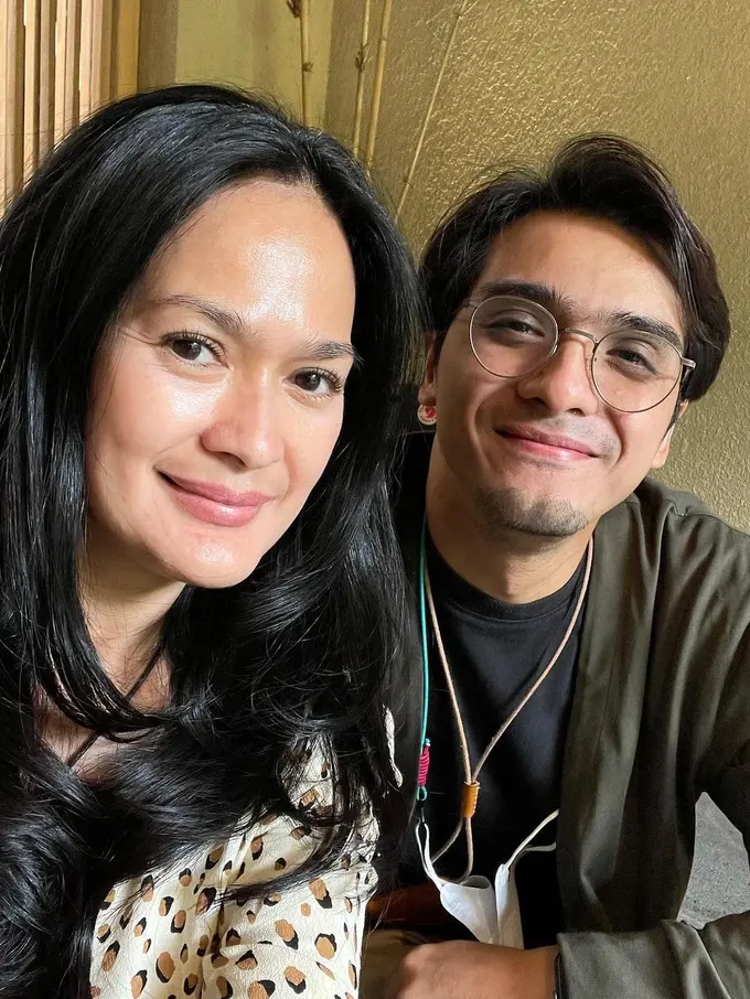 [Fimela] Donna Harun dan Ricky Harun