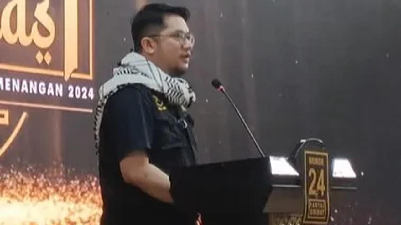 Terakhir ada Ridho Rahmadi yang memimpin partai baru, Partai Ummat di Pileg 2024. Ia akan maju sebagai caleg DPR RI dari Dapil DKI Jakarta I yang meliputi Jakarta Timur.