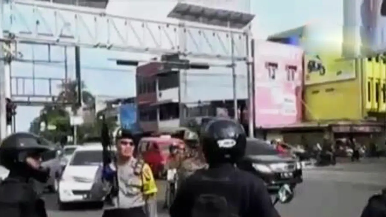 Segmen 1: Bentrok Antarormas hingga Korban Tewas Kebakaran