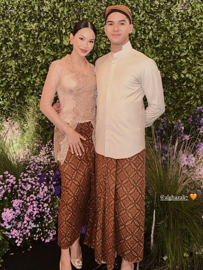 Alyssa Daguise dan Al Ghazali  Hadir Akad Nikah Aaliyah Massaid dan Thariq Halilintar