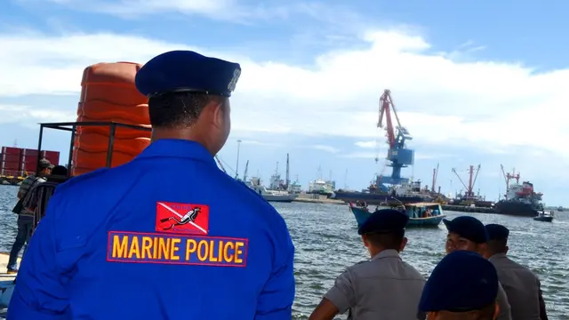 150 Kapal Nelayan Trawl Bengkulu Mendadak Berhenti Melaut