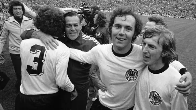 Foto: Legenda Sepak Bola Jerman Franz Beckenbauer Tutup Usia