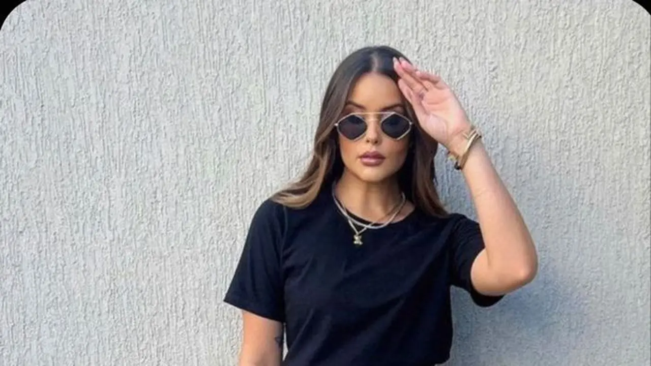 Outfit Kemeja Hitam