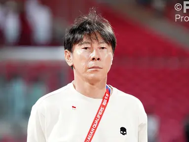 Shin Tae-yong melakoni laga ke-50 sebagai pelatih kepala Timnas Indonesia saat bertandang ke markas Bahrain di Kualifikasi Piala Dunia 2026, Kamis (10/10/2024). (Dok. PSSI)