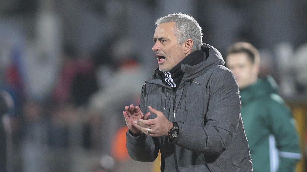 Manchester United (MU)