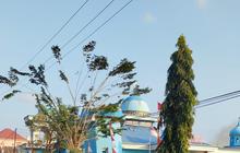 Menara Masjid di Manggarai Ambruk Usai Gempa NTT