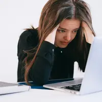 Meski terasa berat, mengatur keuangan dengan prioritas yang jelas dapat membantu tetap menabung dan mempersiapkan masa depan. (Foto/Dok: Pexels)