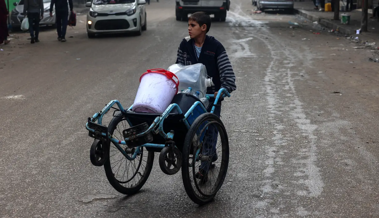 Kondisi pengungsi Palestina di Rafah semakin buruk. (Mohammed ABED/AFP)
