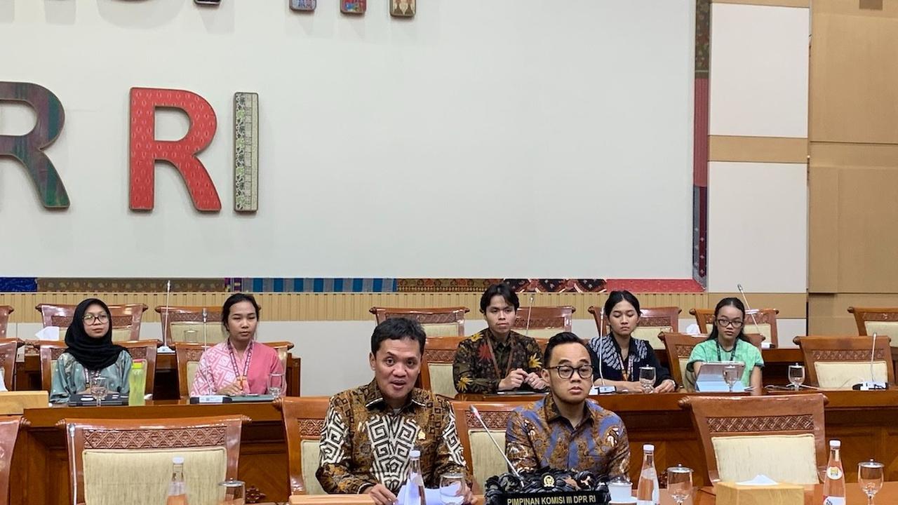 VIDEO: Emosi DPR Kasus Polisi Tembak Siswa hingga Tewas & Dituduh Gangster, Kapolres Semarang Dipanggil