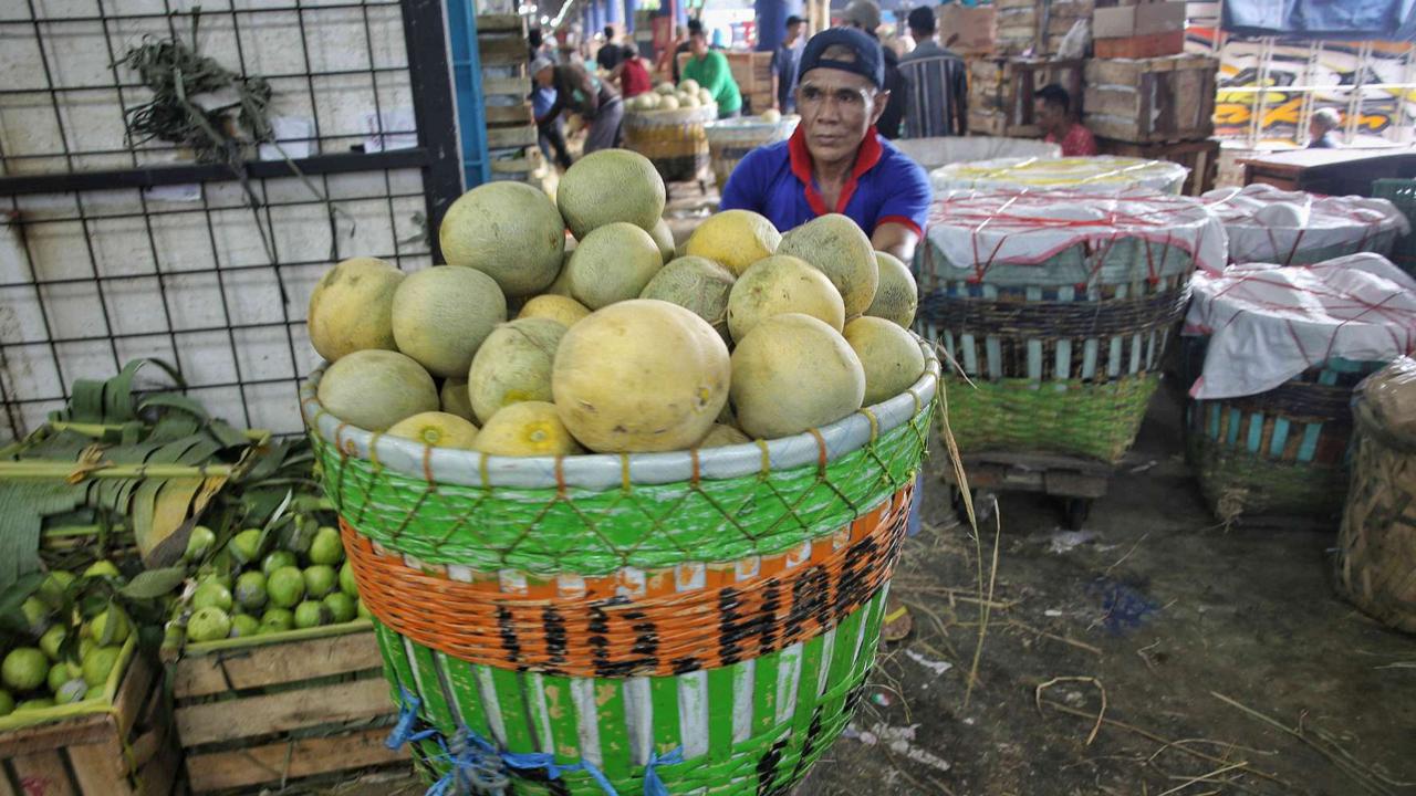 FOTO: Berkah Ramadan, Penjualan Buah Meroket Hingga 40 Persen