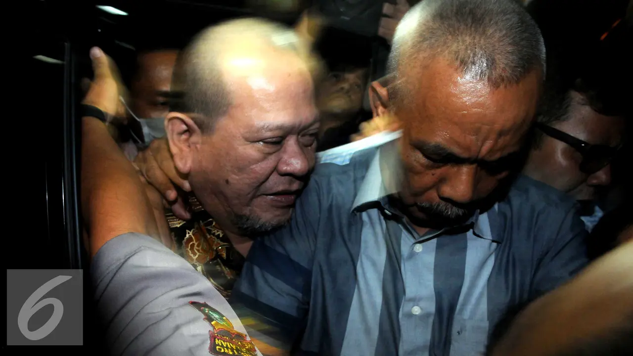 20160531- La Nyalla di Kejagung-Jakarta- Helmi Afandi