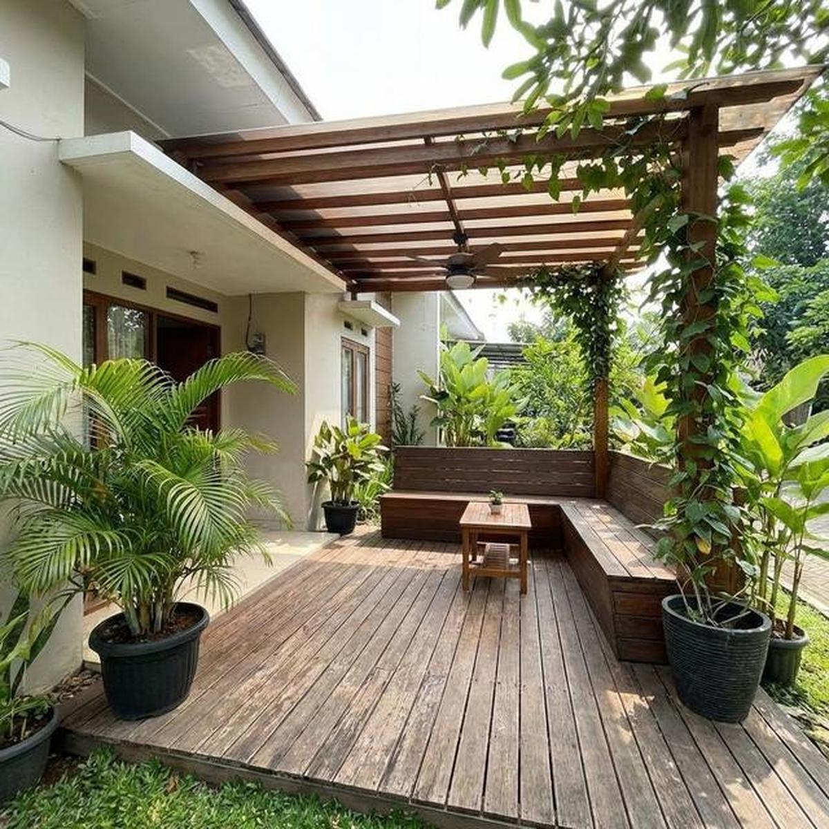 15 Desain Teras Rumah Subsidi Tapi Terasa Sejuk, Nyaman untuk Santai