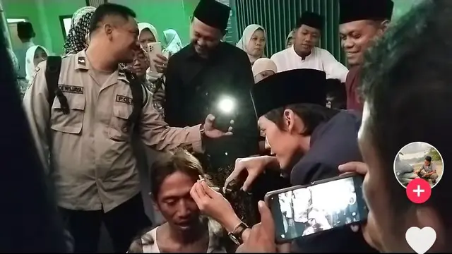 iqdam potong rambut