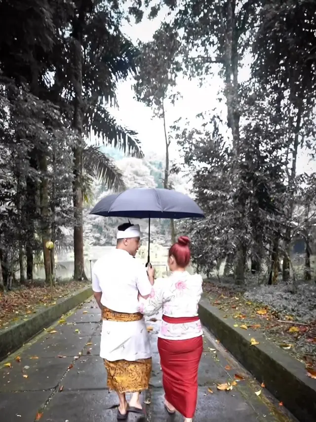 Siti Badriah Ritual Melukat