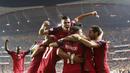Para pemain Portugal merayakan gol yang dicetak oleh André Silva ke gawang Swiss pada laga kualifikasi Piala Dunia 2018 di Stadion Luz, Selasa (10/10/2017). Portugal menang 2-0 atas Swiss. (AP/Armando Franca)