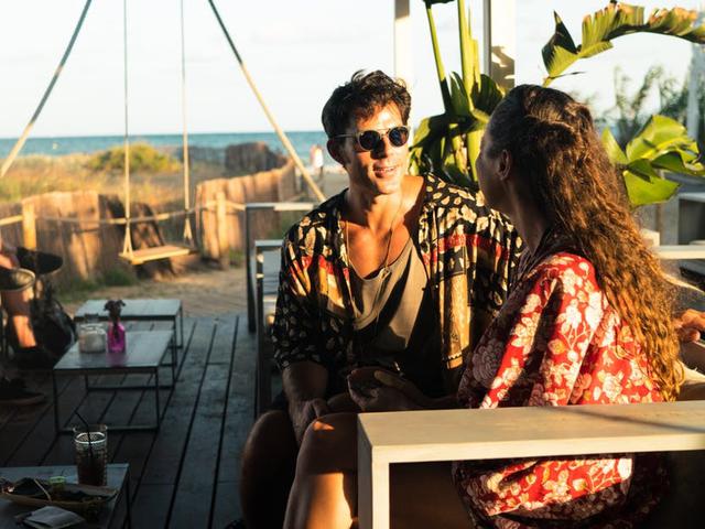 Biar Pdkt Nya Lanjut Jadian Ini Cara Bikin Gebetan Nyaman Lewat Obrolan Lifestyle Fimela Com Aku no comment aja lah sekarang dinyaman nyamanin aja main rp, klo gasuka ya tinggal unfoll gausa banyak bct gt gue juga aneh sm rp jaman sekarang gak on sehari aja yg unfoll bejibun, lo gila followers bung? cara bikin gebetan nyaman lewat obrolan