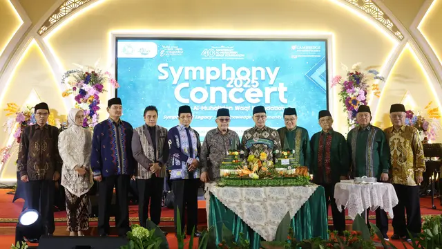 Menteri Agama atau Menag Nasaruddin Umar menghadiri peringatan 40 tahun Yayasan Waqaf Al-Muhajirien Jakapermai di Bekasi, Jawa Barat.