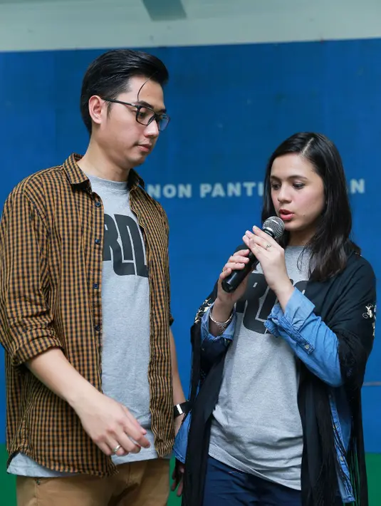Kini kehamilan Nycta Gina memasuki 14 minggu, ia juga mengaku tak ada persiapan khusus, hanya berosing makanan sehat dan make up untuk wanita hamil. (Galih W. Satria/Bintang.com)