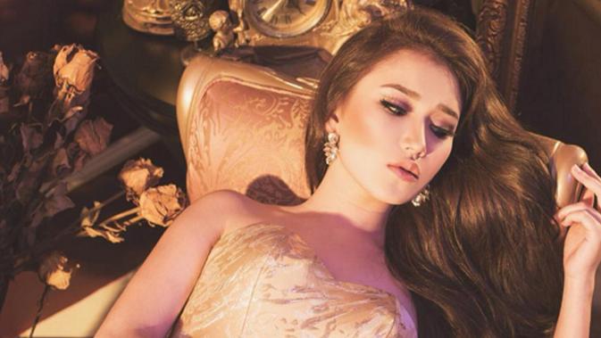 Sambil Mandi di Villa Ayu Ting Ting, Bisa Lihat Kebun 
