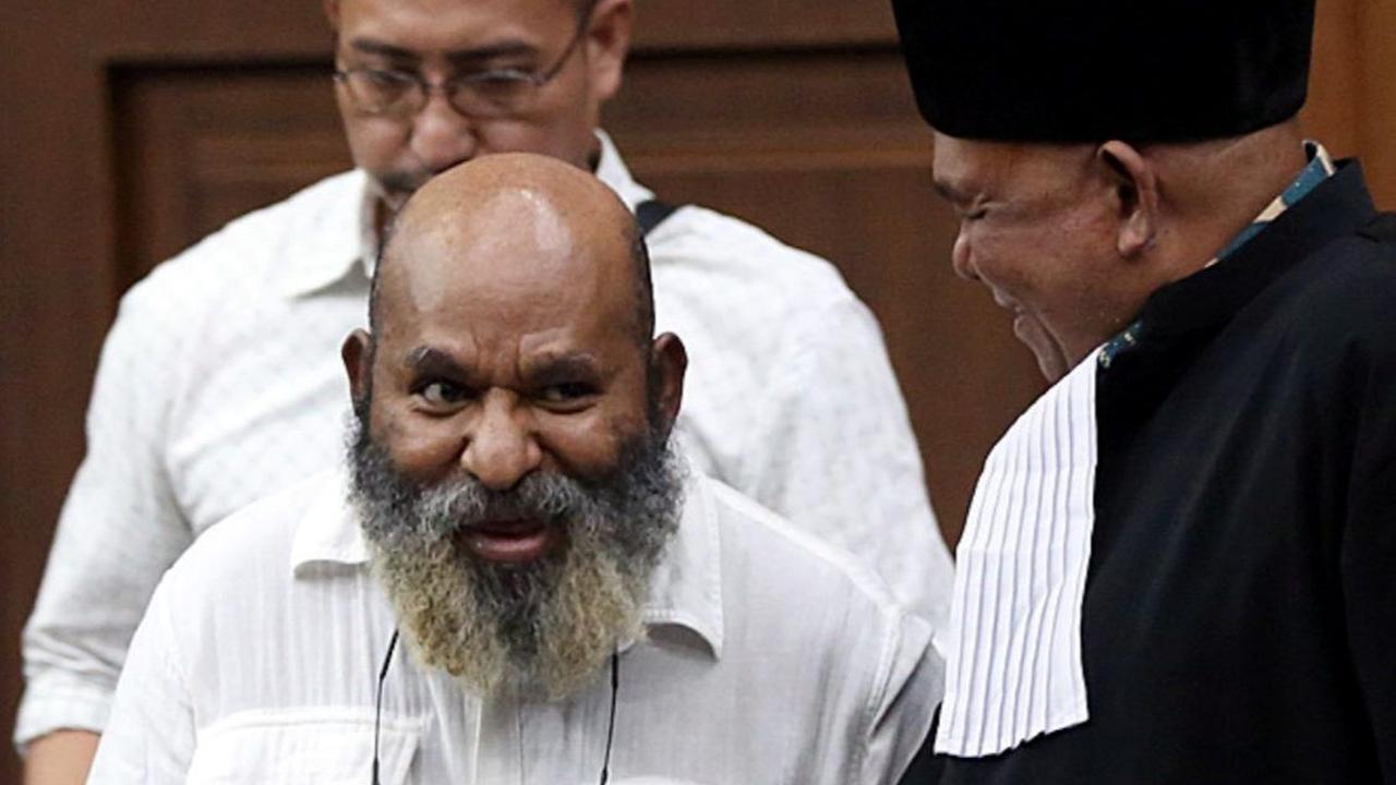 Tensi Lukas Enembe Naik Ngamuk Dicecar Jaksa, Sidang Kasus Dugaan Korupsi Infrastruktur Papua Ditunda