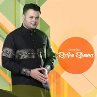Celeb Bio Ridho Rhoma [Photo: Galih W. Satria/Bintang.com. Desain: Muhammad Iqbal Nurfajri/Bintang.com]