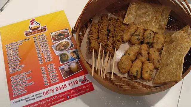Sop Ayam Pak Dhi