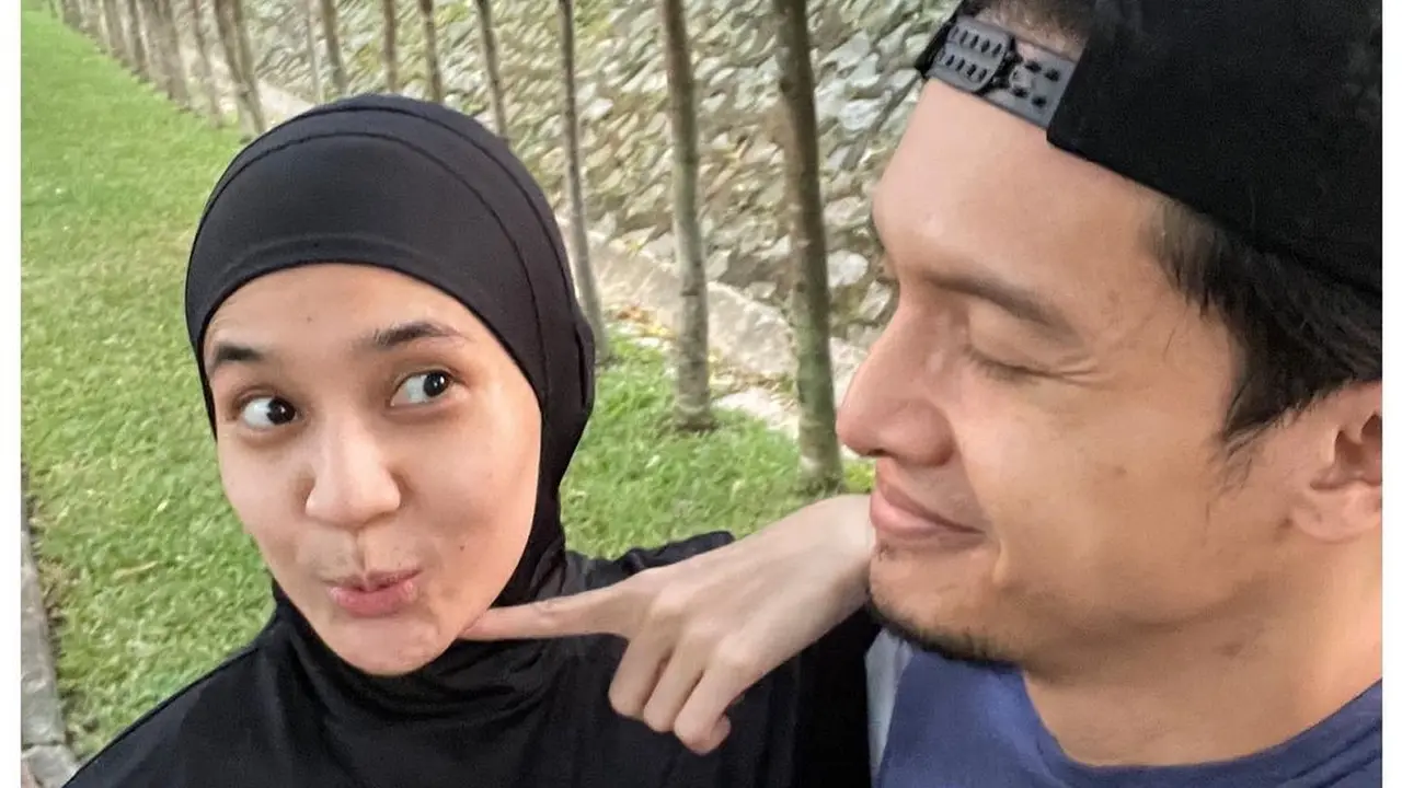 Dhini Aminarti dan Dimas Seto