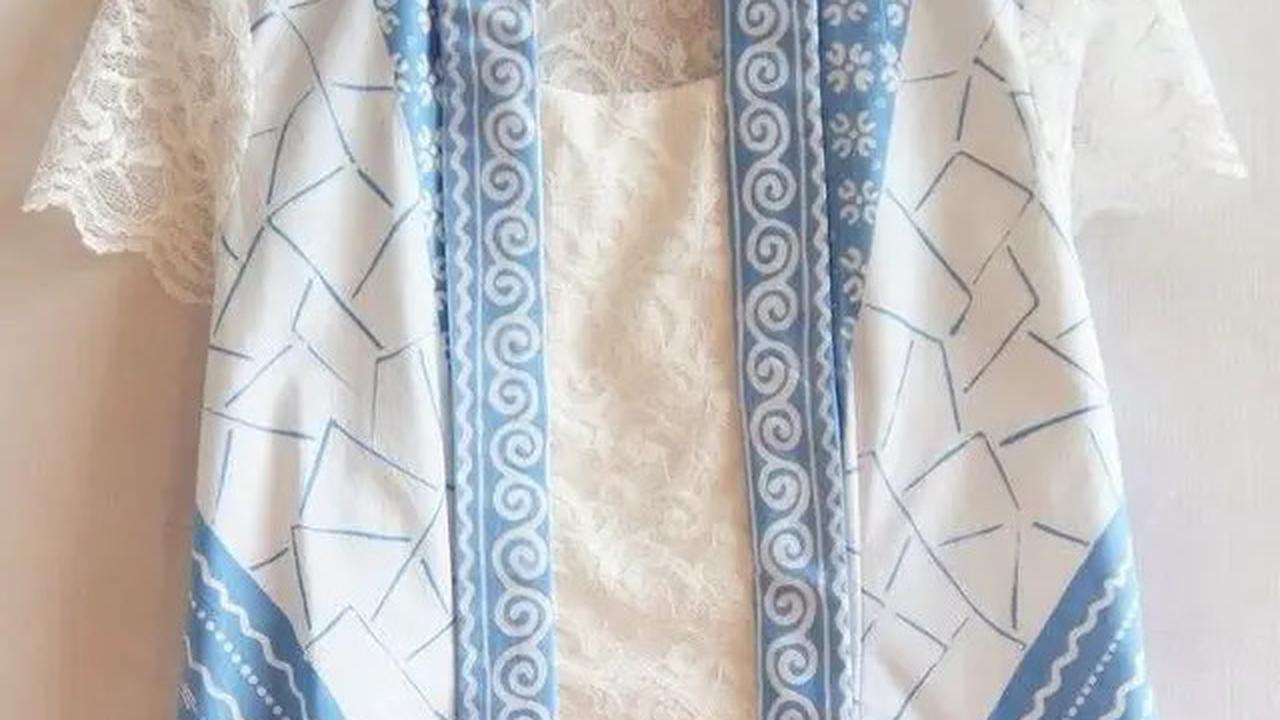 5 Model Baju Batik Kombinasi yang Wajib Dimiliki Wanita Stylish