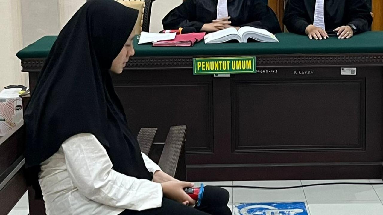 Sidang Kasus Polwan Bakar Suami