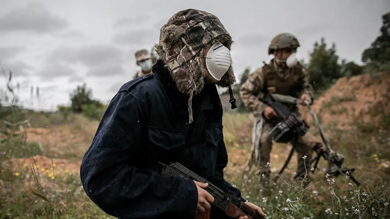 Di Tengah Konflik, Libya Umumkan Kasus Infeksi Covid-19 Pertama