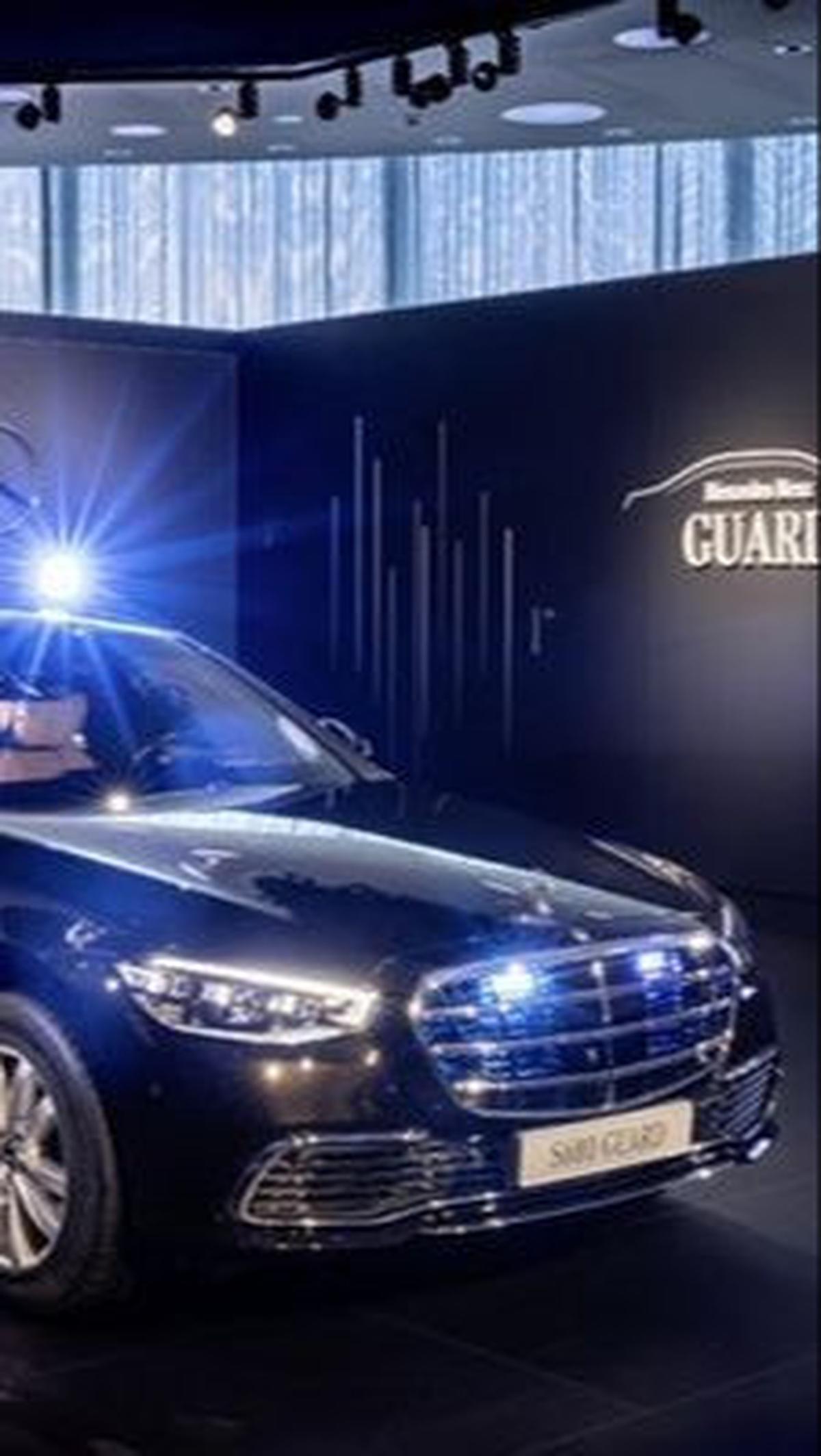 4. Mobil Kanselir Jerman Olaf Scholz