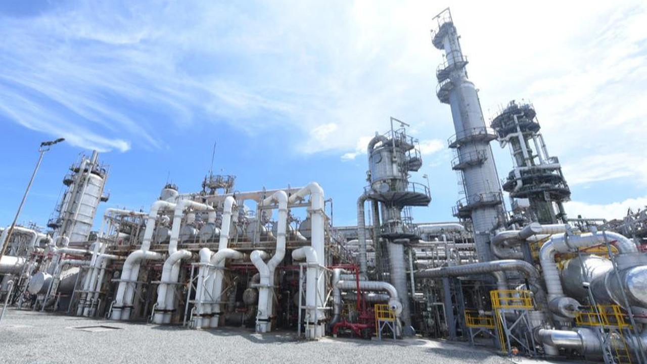 Trump Pangkas Tarif Impor Produk RI Jadi 19 Persen, Rencana Impor Minyak dan LPG dari AS Masih Dibahas