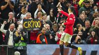 Cristiano Ronaldo mencetak gol ketiga timnya pada pertandingan sepak bola grup E Liga Eropa antara Manchester United (MU) melawan Sheriff di Old Trafford, Jumat (28/10/2022) dini hari WIB. (AP Photo/Jon Super)